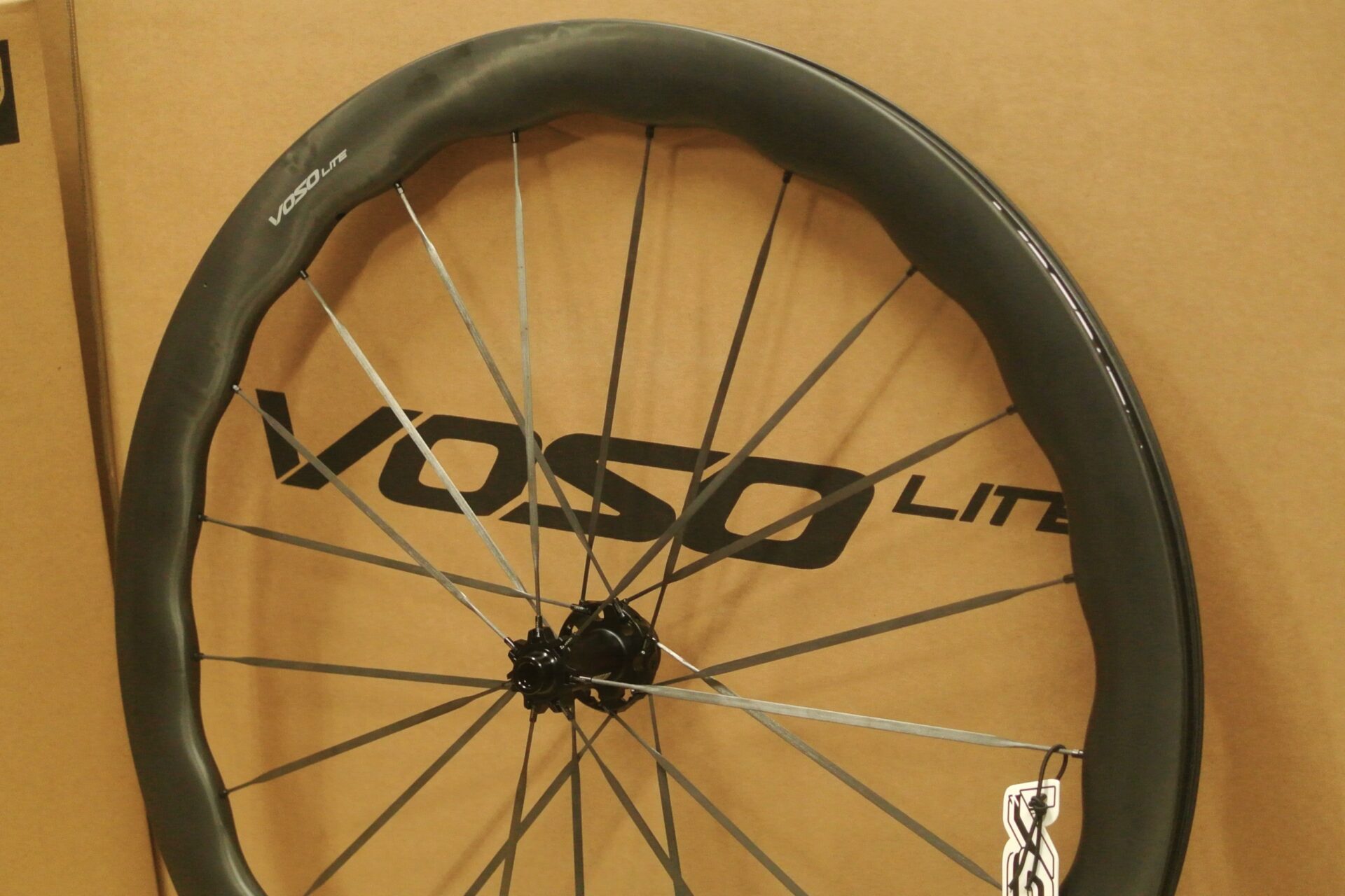 yamamoto様 EDCO (エドコ) カーボンホイール SCOM – 千葉県八千代市に